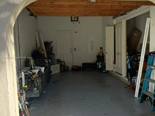 6350 W Longboat Ln W # 103, Boca Raton FL 33433