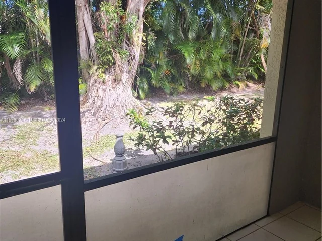 6350 W Longboat Ln W # 103, Boca Raton FL 33433