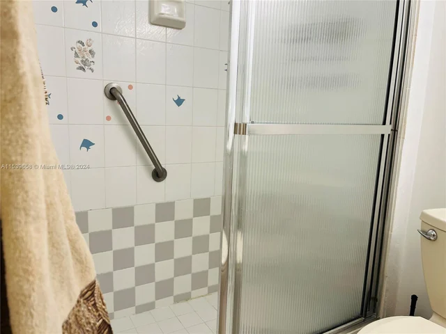 180 Cypress Club Dr # 822, Pompano Beach FL 33060