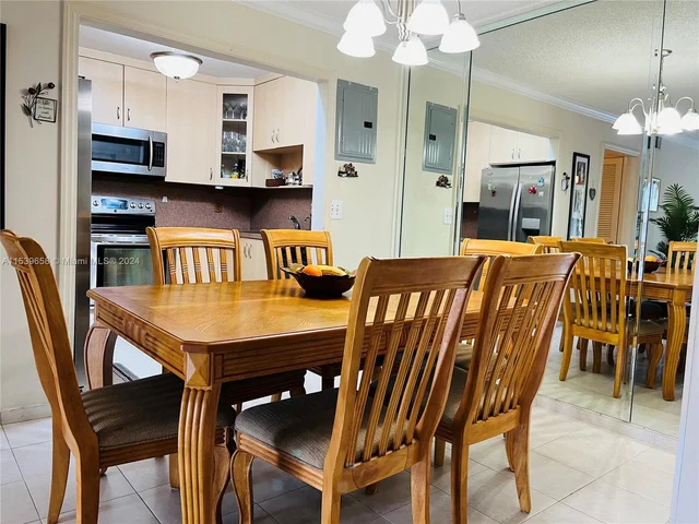 180 Cypress Club Dr # 822, Pompano Beach FL 33060