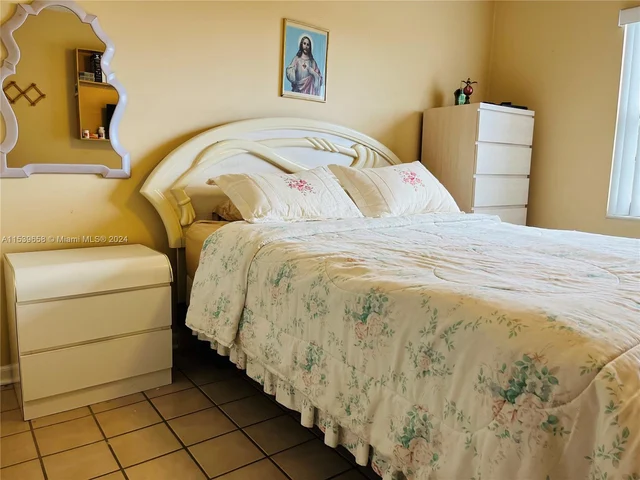 180 Cypress Club Dr # 822, Pompano Beach FL 33060