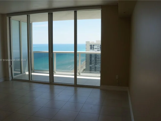 1830 S OCEAN DR # 2305, Hallandale Beach FL 33009