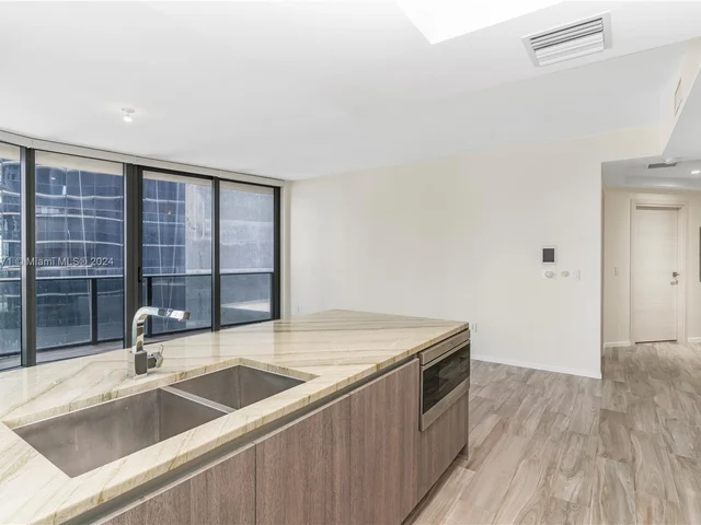 801 S Miami Ave # 1105, Miami FL 33130