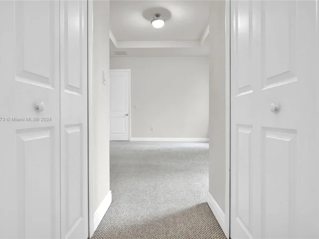 9381 SW 174th St, Palmetto Bay FL 33157