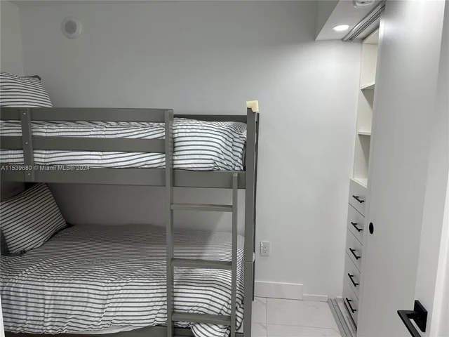 9273 Collins Ave # 106, Surfside FL 33154