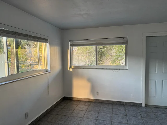 2909 Middle River Dr # 201, Fort Lauderdale FL 33306