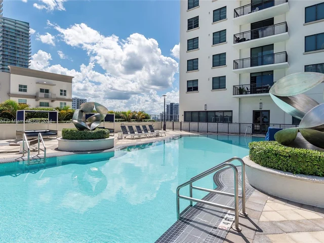 999 SW 1st Ave # 1417, Miami FL 33130