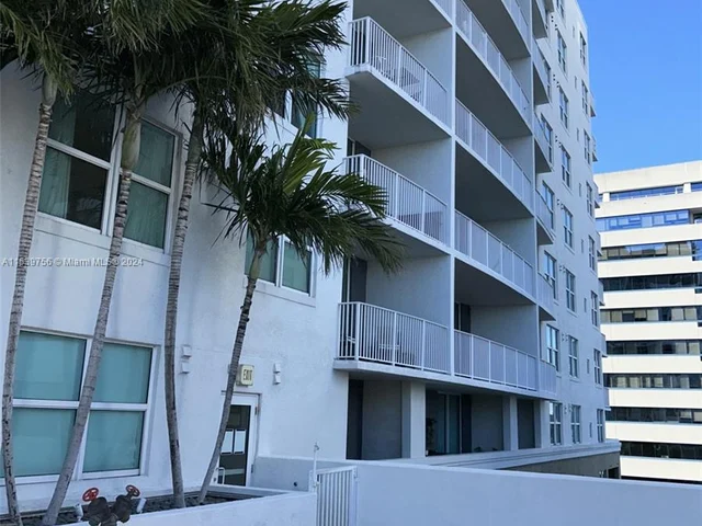 3180 SW 22nd Ter # 204, Miami FL 33145