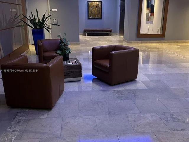 3180 SW 22nd Ter # 204, Miami FL 33145