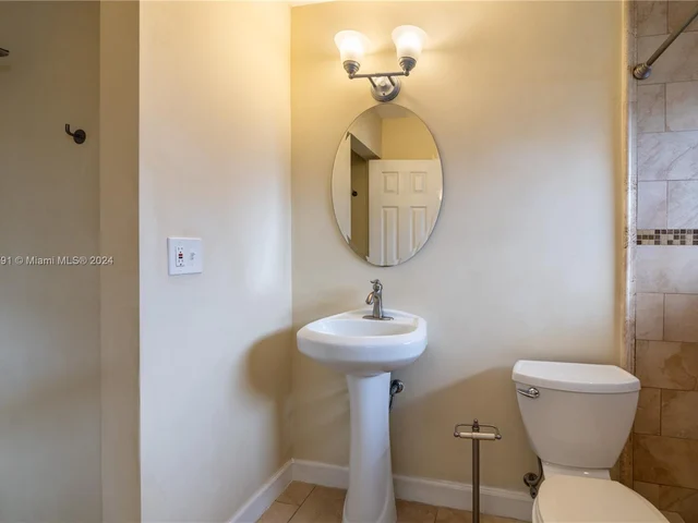 3825 SW 125th Ave, Miami FL 33175