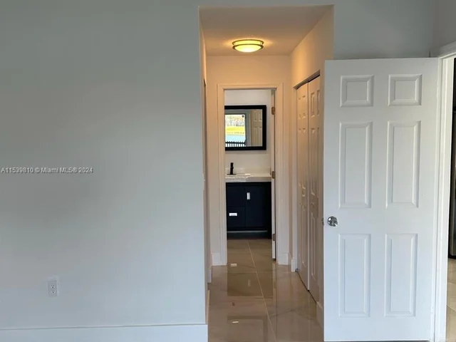 17030 SW 139th Pl, Miami FL 33177