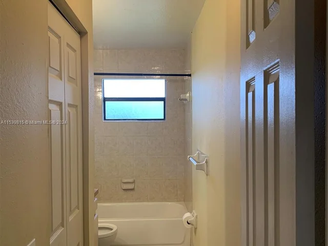 50 NW 8th Ave # 1, Dania Beach FL 33004