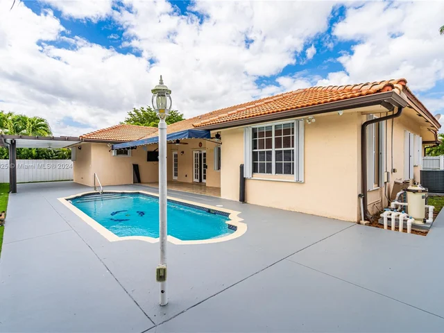 15374 SW 113th Ter, Miami FL 33196