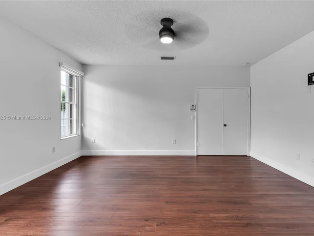 15374 SW 113th Ter, Miami FL 33196