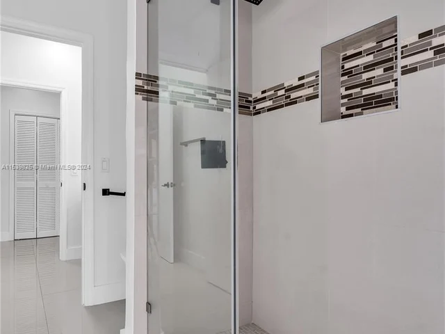 15374 SW 113th Ter, Miami FL 33196