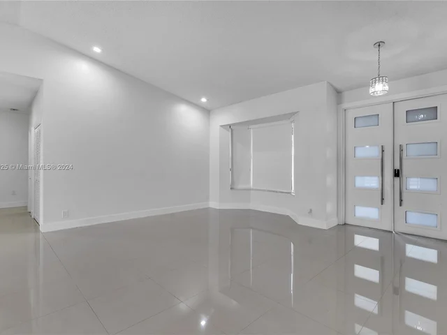 15374 SW 113th Ter, Miami FL 33196