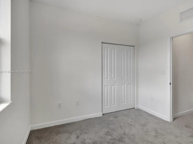 1880 SE 26th Ter, Homestead FL 33035