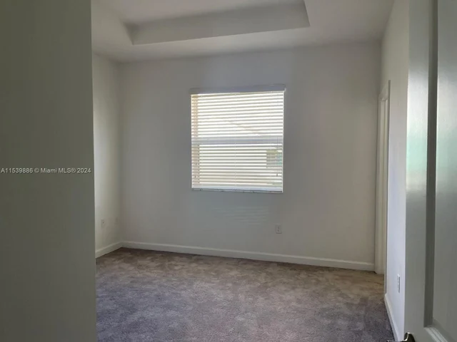 1880 SE 26th Ter, Homestead FL 33035