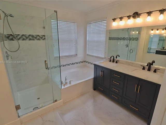 370 NW 158th Ave # 370, Pembroke Pines FL 33028