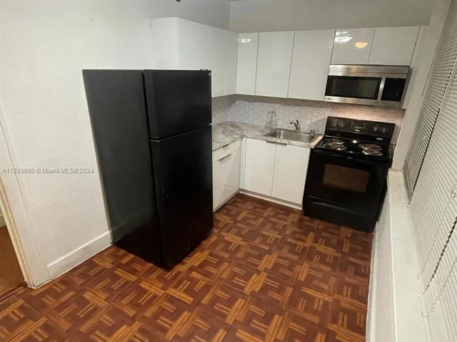 1719 SW 9th St # 2, Miami FL 33135