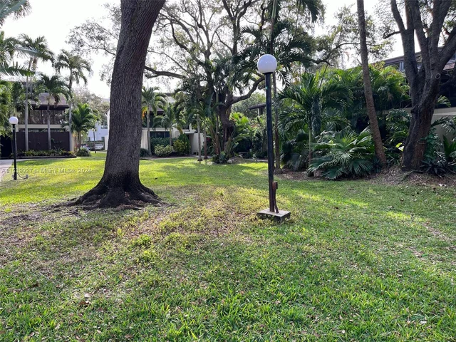 19300 NE 25th Ave # 214C, Miami FL 33180