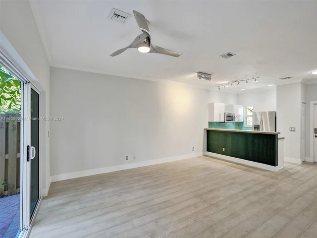 835 NE 19th Ave # 10, Fort Lauderdale FL 33304