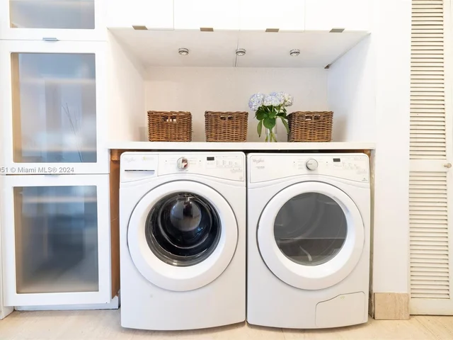 6640 SW 43rd St, Miami FL 33155