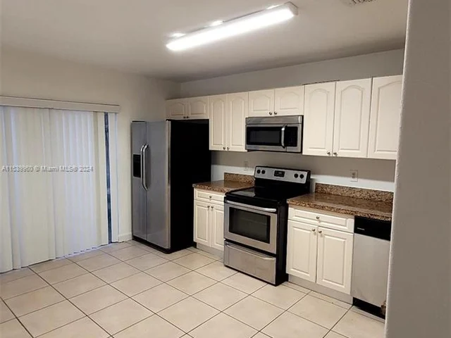 7375 NW 173rd Dr # 52, Hialeah FL 33015