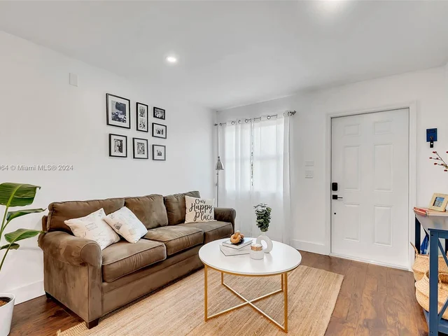 15330 SW 134th Pl # 310, Miami FL 33177