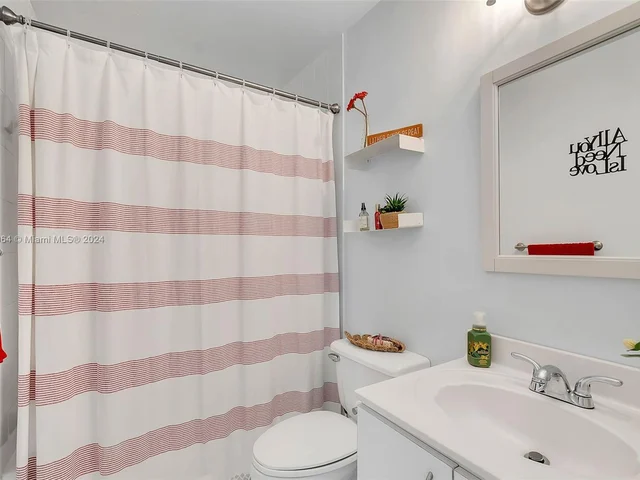 15330 SW 134th Pl # 310, Miami FL 33177