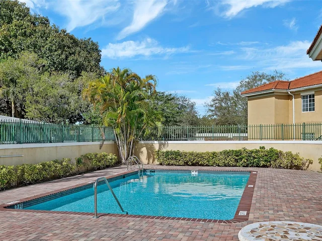 15330 SW 134th Pl # 310, Miami FL 33177