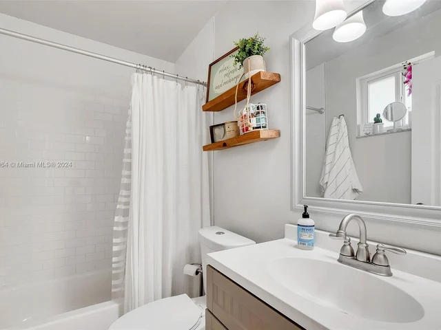 15330 SW 134th Pl # 310, Miami FL 33177