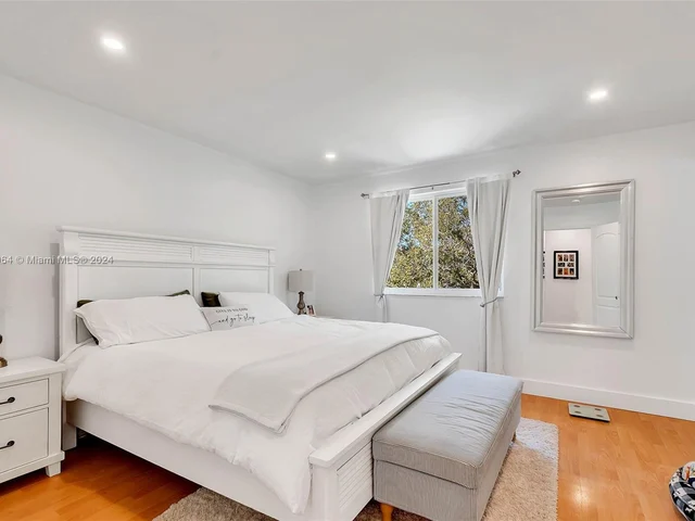 15330 SW 134th Pl # 310, Miami FL 33177