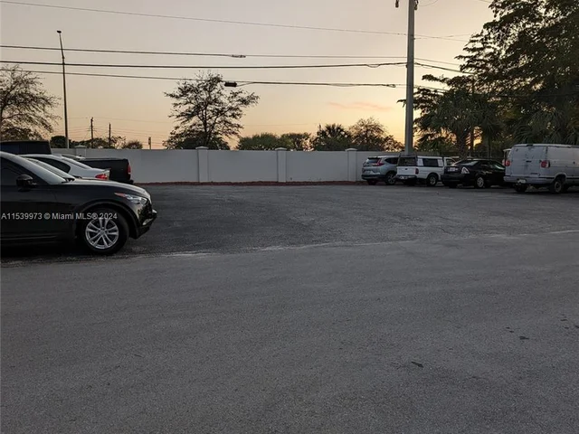 1612 NW 45th Ct, Tamarac FL 33309