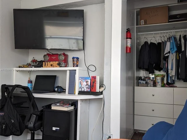 1612 NW 45th Ct, Tamarac FL 33309