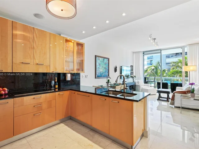 6799 Collins Ave # 307, Miami Beach FL 33141