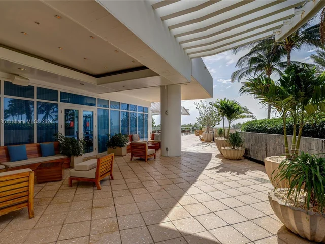 6799 Collins Ave # 307, Miami Beach FL 33141