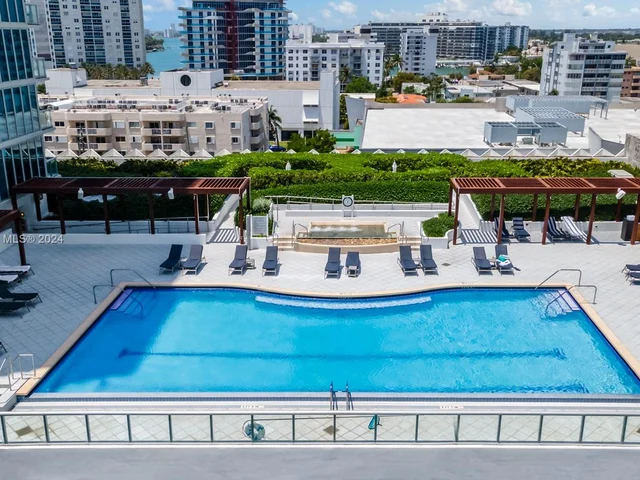 6799 Collins Ave # 307, Miami Beach FL 33141