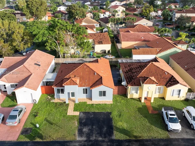 12887 SW 151st Ln, Miami FL 33186