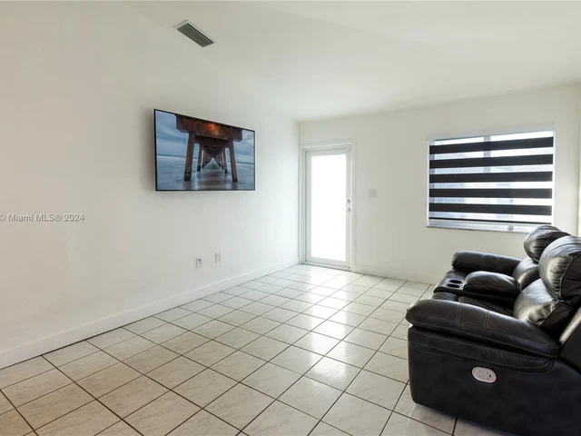 12887 SW 151st Ln, Miami FL 33186