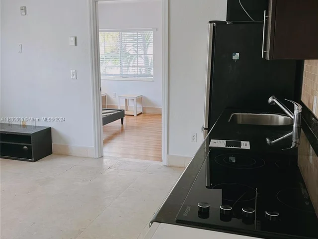 1300 Pennsylvania Ave # 205, Miami Beach FL 33139