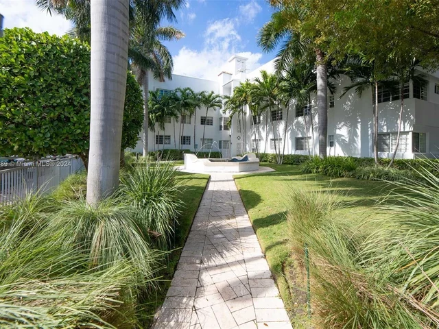 1300 Pennsylvania Ave # 205, Miami Beach FL 33139
