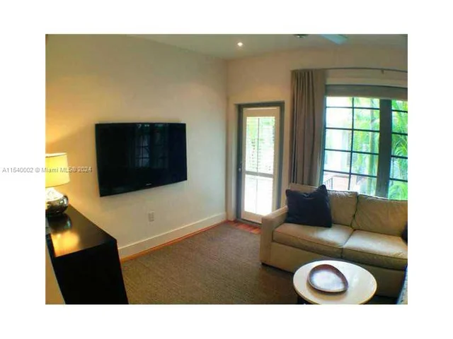 727 JEFFERSON AV # 3, Miami Beach FL 33139