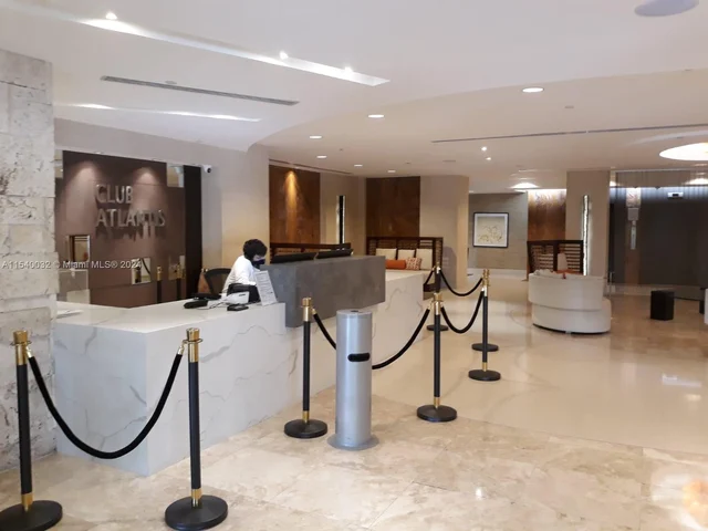 2555 Collins Ave # 809, Miami Beach FL 33140