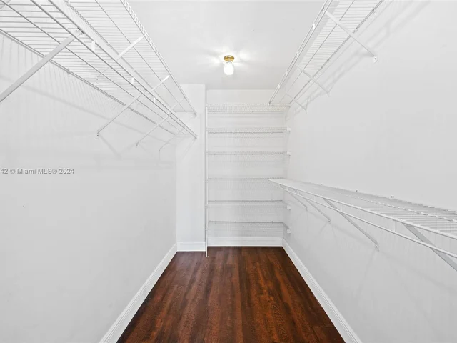 1160 N Federal Hwy # 718, Fort Lauderdale FL 33304