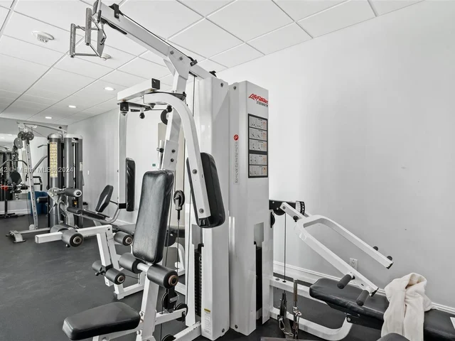 1160 N Federal Hwy # 718, Fort Lauderdale FL 33304