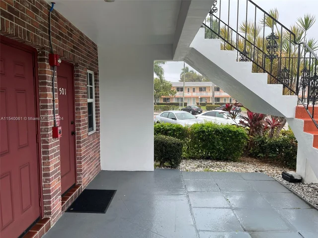 1150 Atlantic Shores Blvd # 501, Hallandale Beach FL 33009