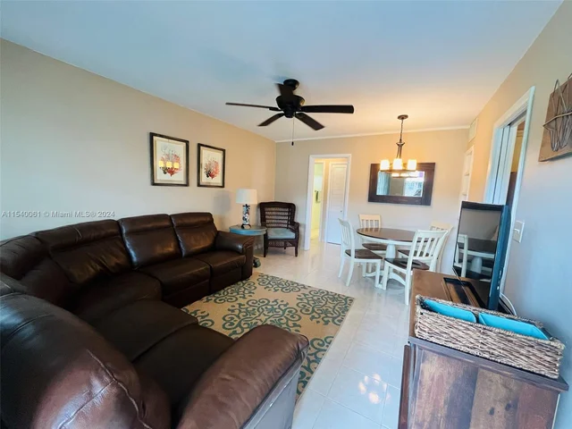 1150 Atlantic Shores Blvd # 501, Hallandale Beach FL 33009