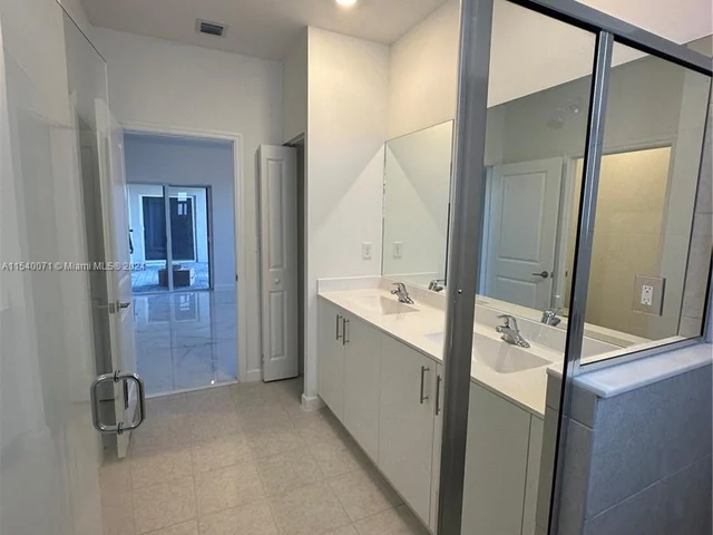 16931 SW 289th Ter # C, Homestead FL 33030