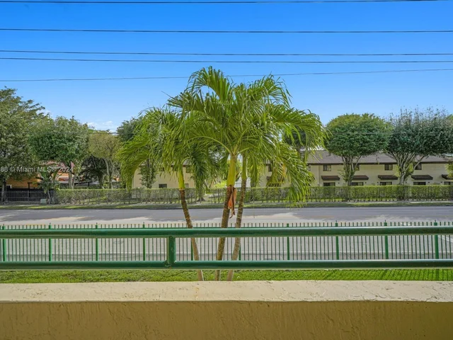 8321 NW 7th St # 212, Miami FL 33126